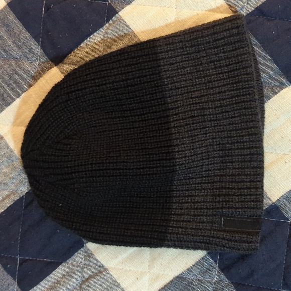 Calvin Klein Scarf and Cap Set - Picture 2 of 5